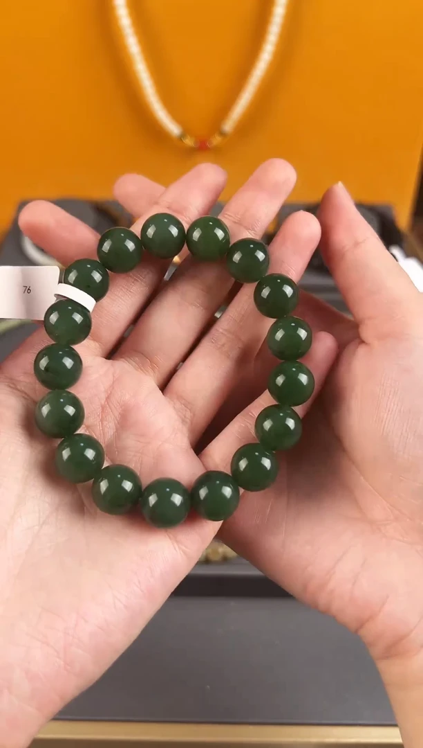 未镶嵌手串和田玉（碧玉）76碧玉圆珠卡12mm