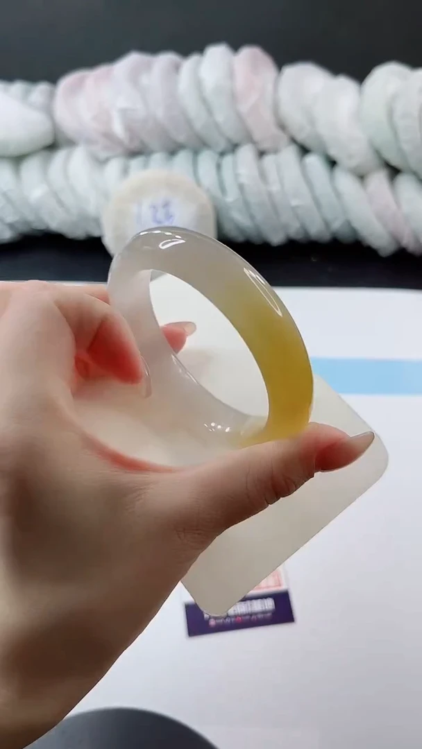 未镶嵌手镯石英质玉多样性发货V154