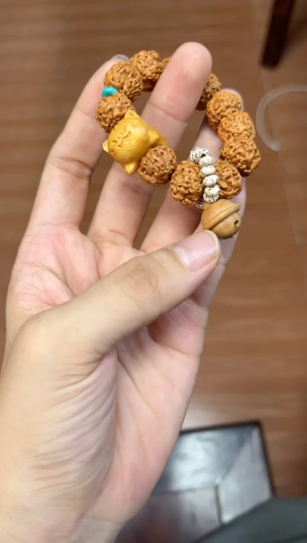 非洲檀香无事牌012金刚趴趴猫