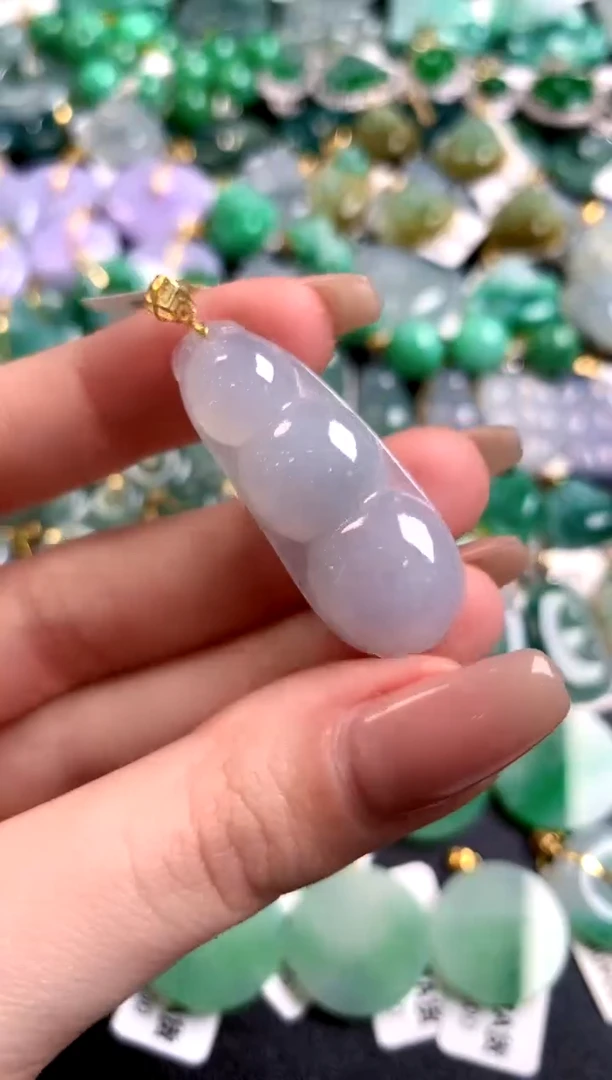 【闪购商品】翡翠颈饰18K金镶嵌13003116