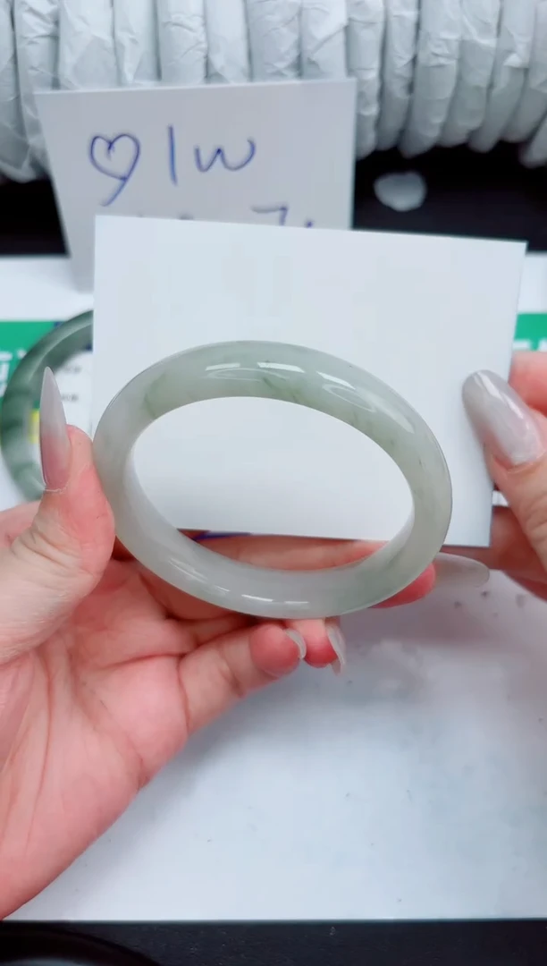 石英质玉手镯未镶嵌64-59.2