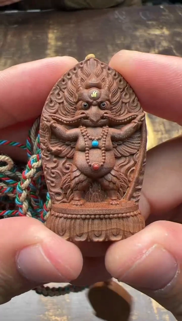 【闪购商品】檀香木其他镶金老山檀大鹏鸟