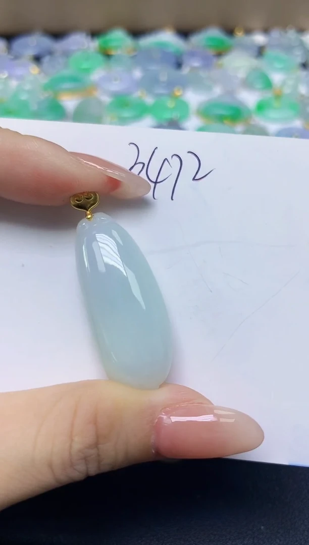 翡翠未镶嵌颈饰天然缅甸翡翠A货