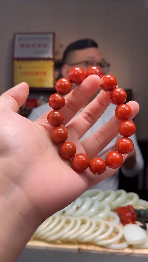 颈饰未镶嵌南红玛瑙手串1+