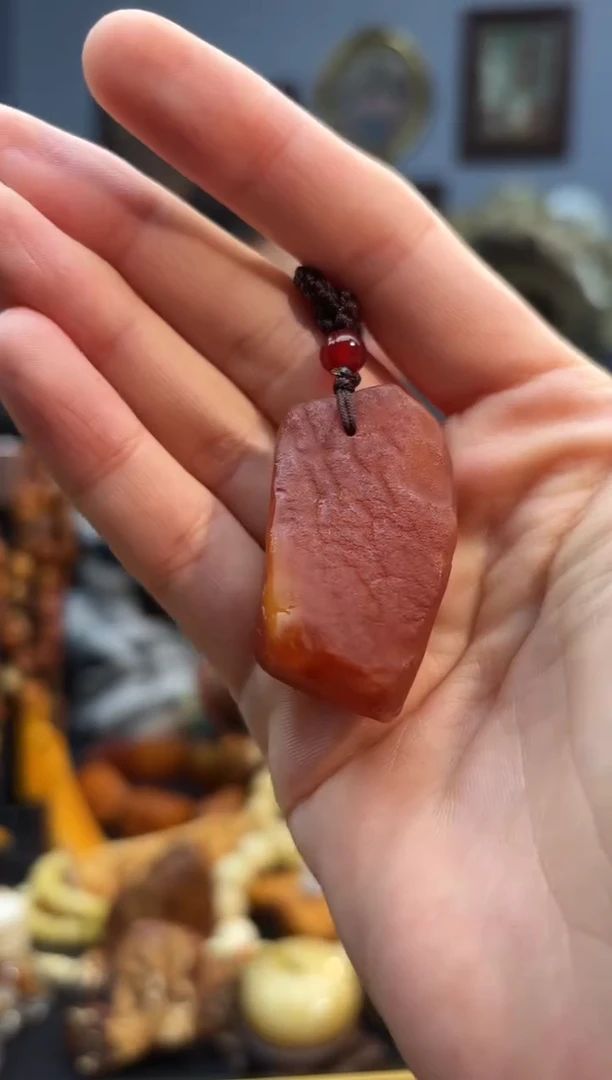 琥珀颈饰未镶嵌吊坠