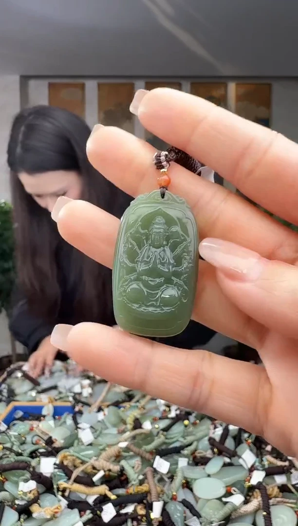 颈饰未镶嵌和田玉拍一发一多样性发货