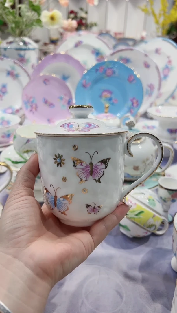 【闪购商品】骨瓷盖杯·