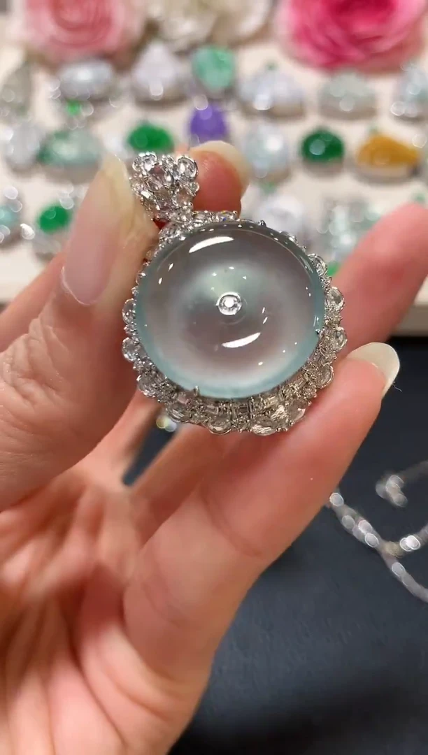 吊坠(不含链)18K金镶嵌翡翠n94