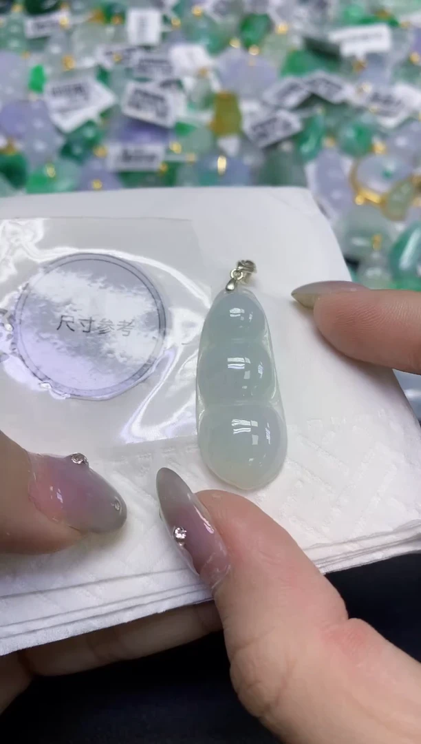 颈饰未镶嵌翡翠天然缅甸翡翠A货百元以上9元证书费自理