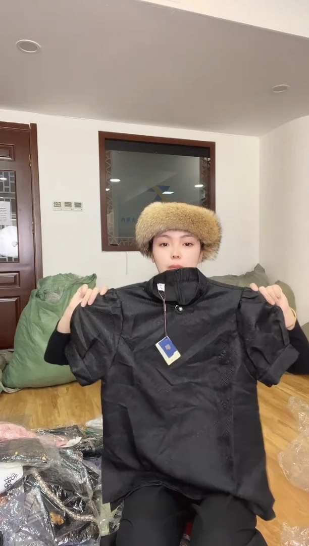 L码        105-115斤  半袖