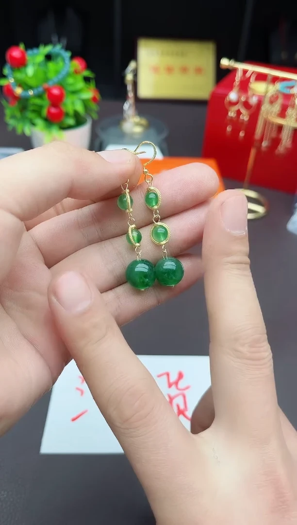 【闪购商品】玛瑙/玉髓耳钉银S925镶嵌302000