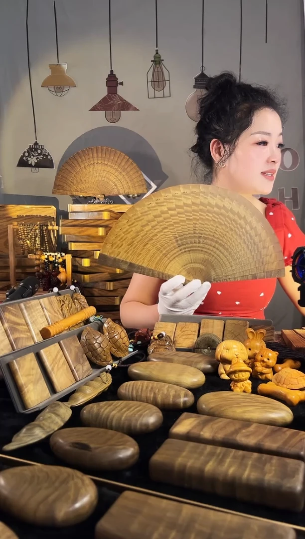 金丝楠小**学楠阁阁木艺工艺品