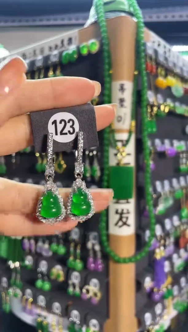 【闪购商品】翡翠耳饰银S925镶嵌123..