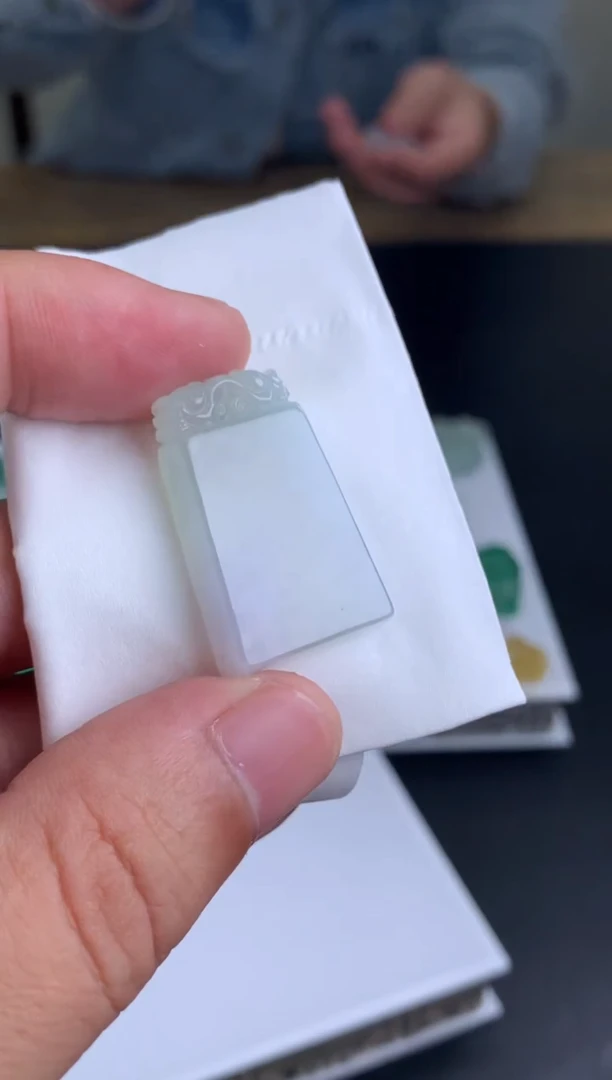 【闪购商品】定制翡翠未镶嵌翡翠