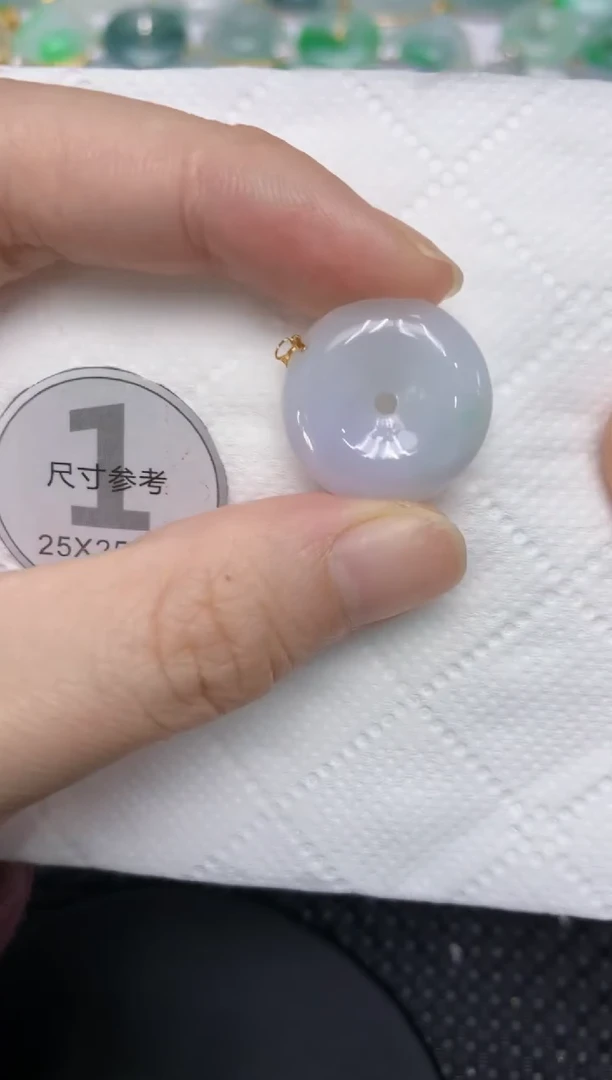 颈饰18K金镶嵌翡翠111111111