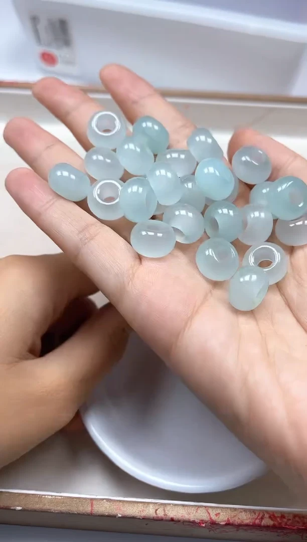 玛瑙/玉髓散珠未镶嵌D628冰晴 面包扣5个9.9元