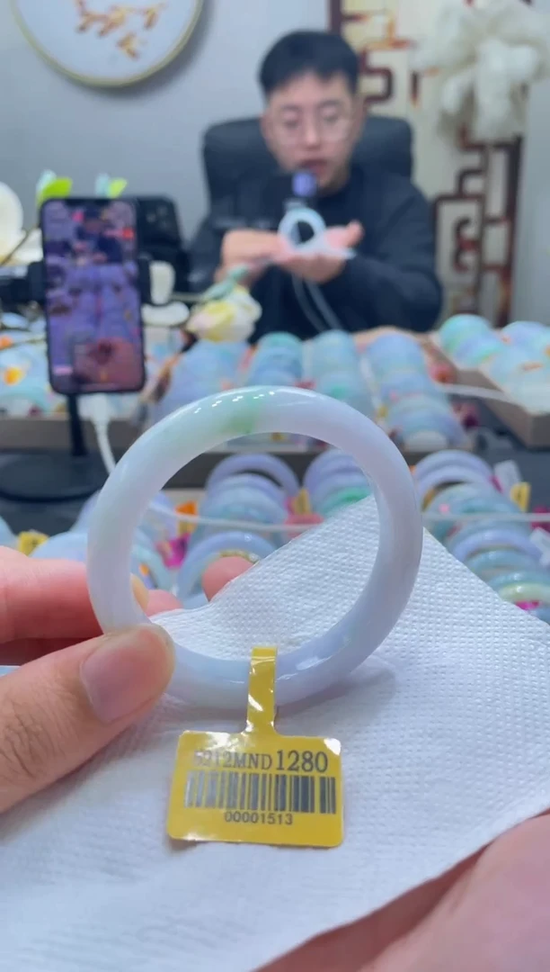 未镶嵌手镯翡翠118-52