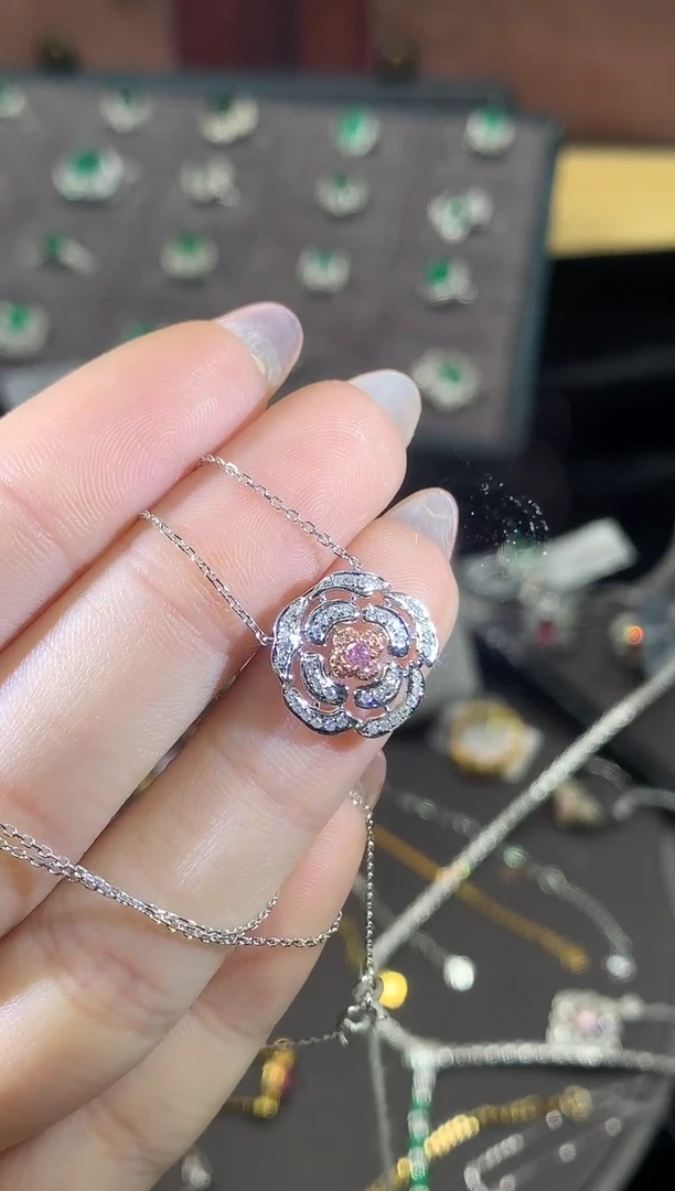 吊坠18K金镶嵌钻石CY002