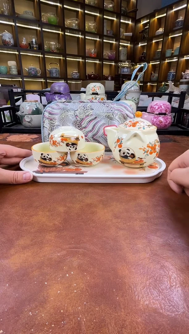 .新款熊猫宝瓶旅行套装+熊猫盘