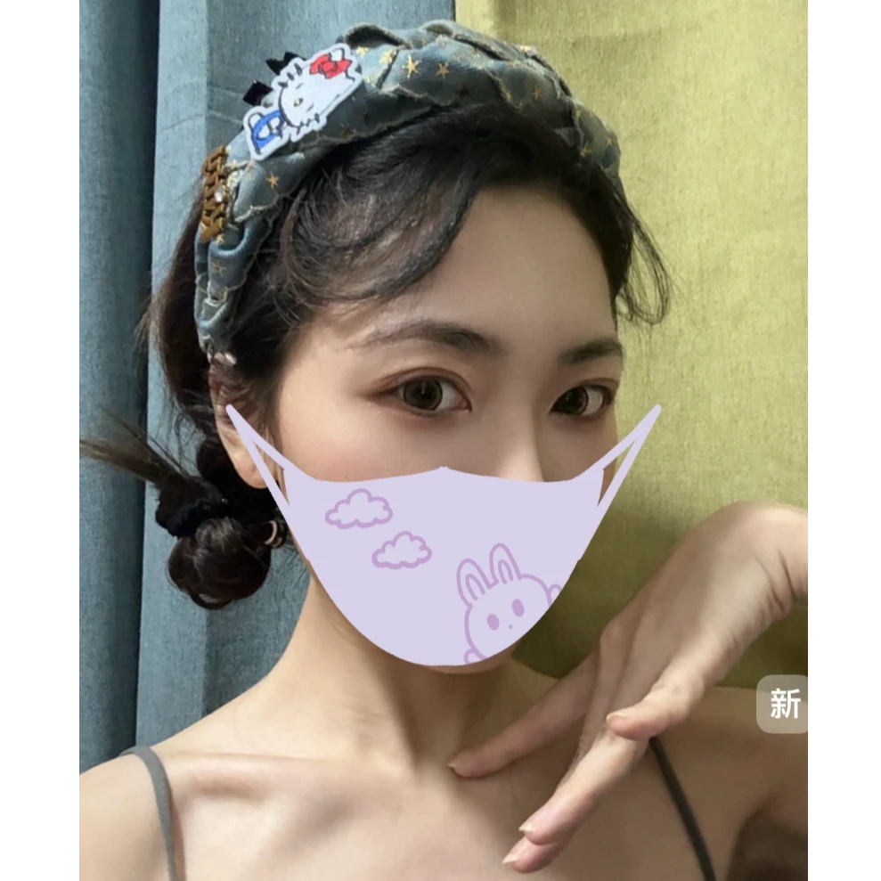 潮玩周边可爱配饰