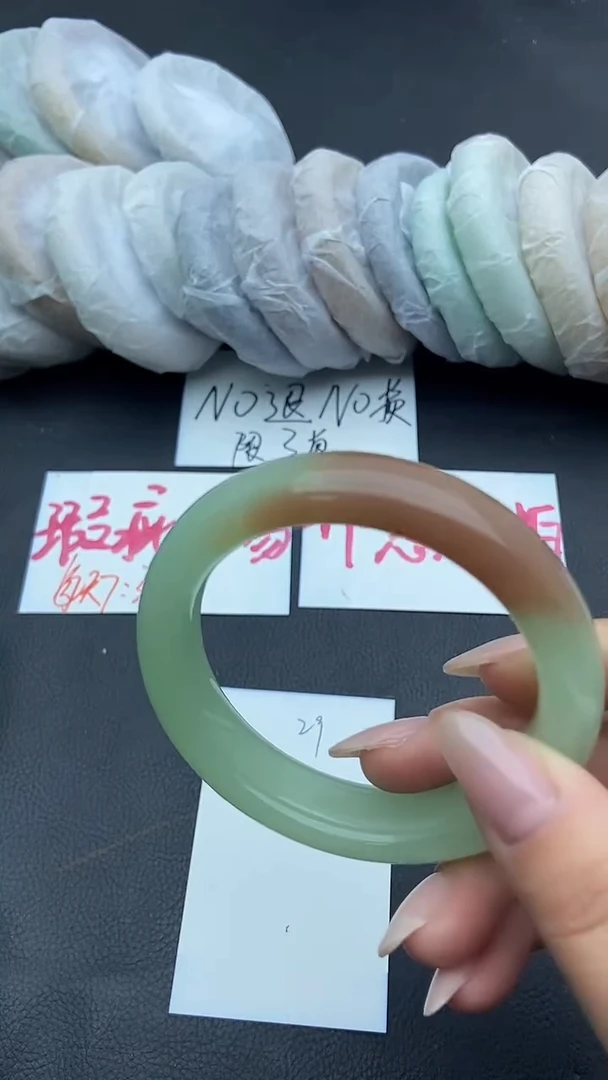 未镶嵌手镯石英质玉瑕疵29+58/59