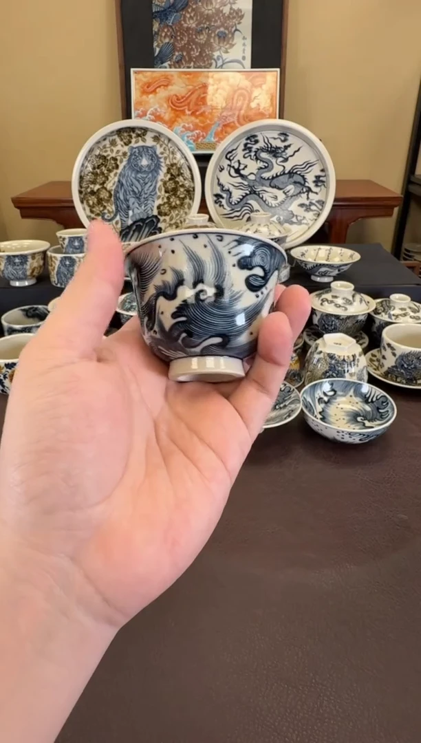 二号釉纯海浪纹铃铛杯