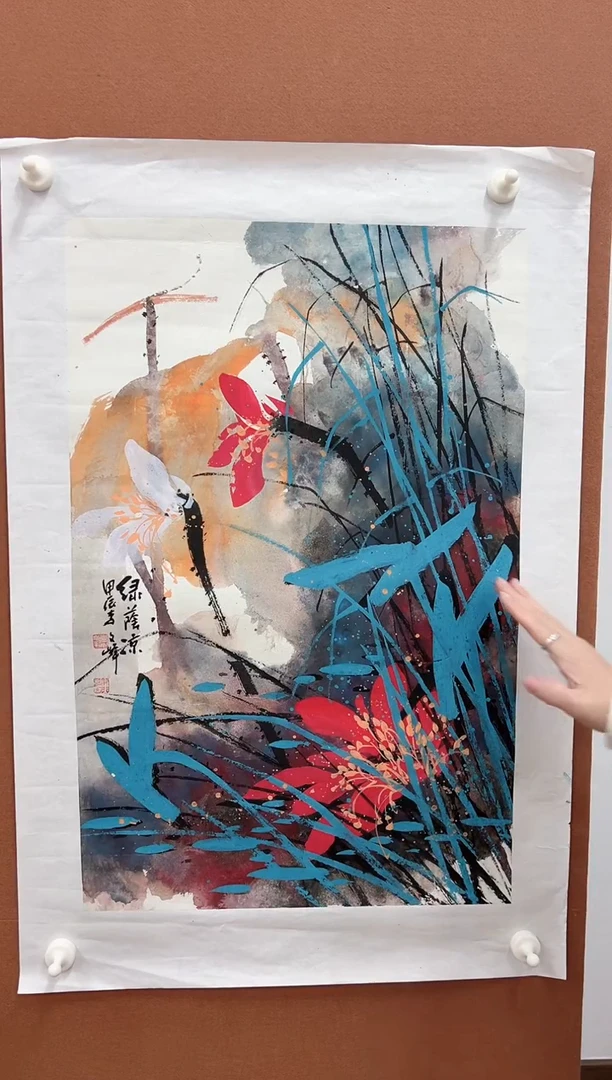 国画李文峰四尺三开亮彩荷花