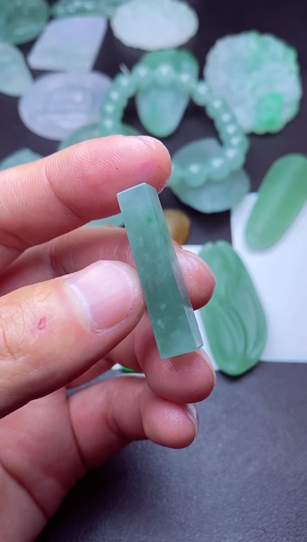 未镶嵌定制翡翠a货翡翠