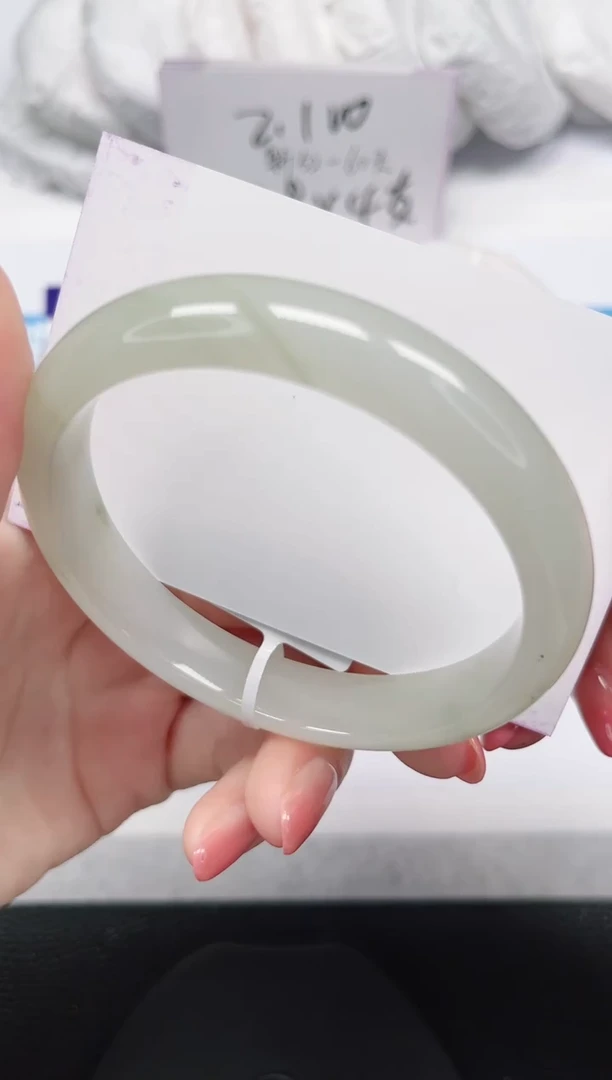 未镶嵌手镯石英岩玉243-60/61