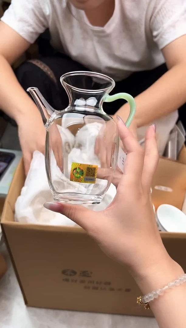 禾墨仿宋壶浅玉色