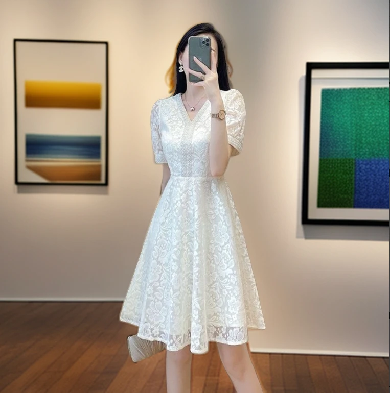【珀嫚服饰】24-105-2361白色蕾丝短袖收腰显瘦气质优雅法式连衣裙