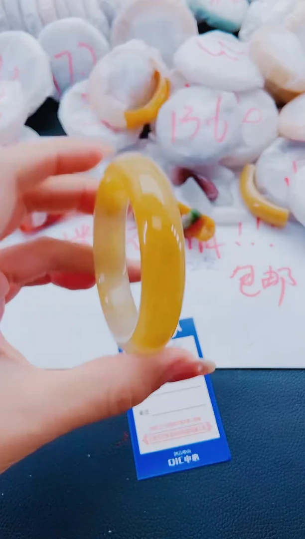 未镶嵌手镯石英质玉M118-57-58