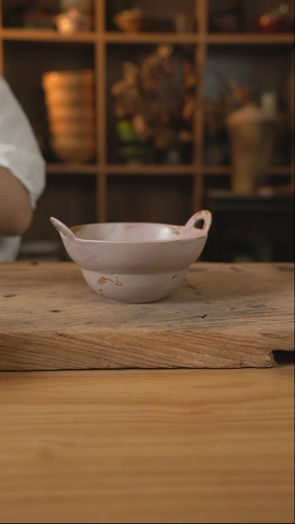 粉棕色的6英寸镂空双耳葫芦汤碗