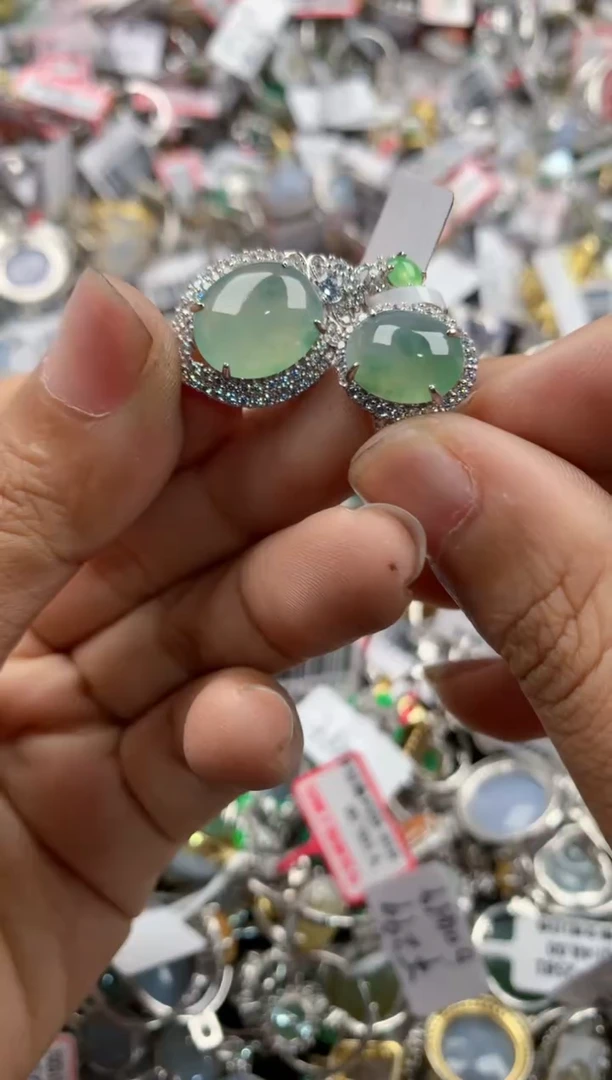 银S925镶嵌戒指翡翠666               5