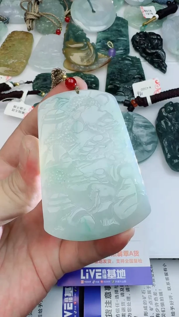 【闪购商品】翡翠吊坠(不含链)未镶嵌1111111111
