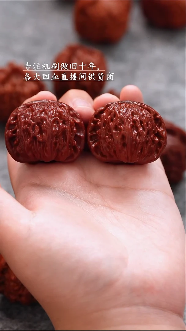文玩核桃把件文玩核桃 手把件 白狮子 41mm