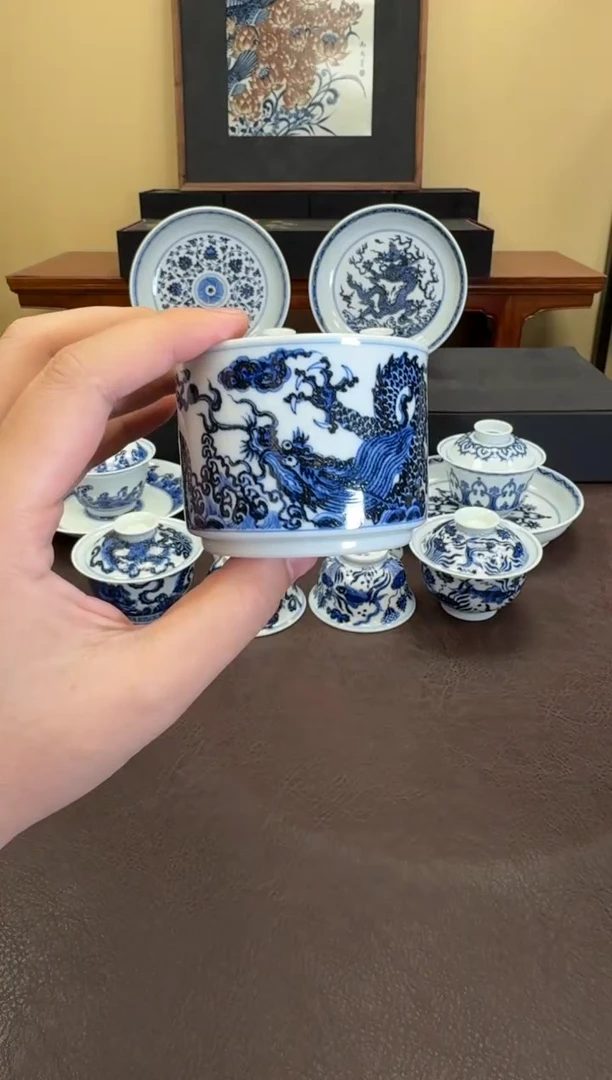 松风馆龙纹容天杯