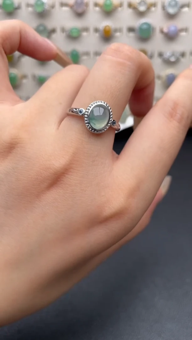 银S925镶嵌戒指翡翠一物一证一礼盒