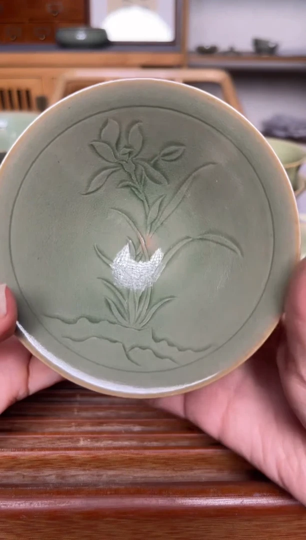 瓷器307纯手工秘色斗笠盏 微瑕
