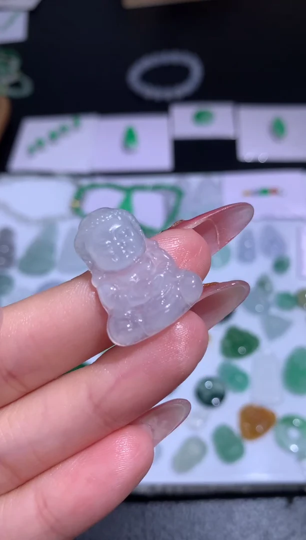 未镶嵌定制翡翠宝宝佛