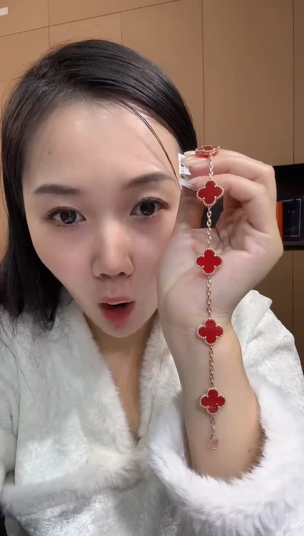 【闪购商品】玛瑙/玉髓手链18K金镶嵌红色k玫五花手链GHJ