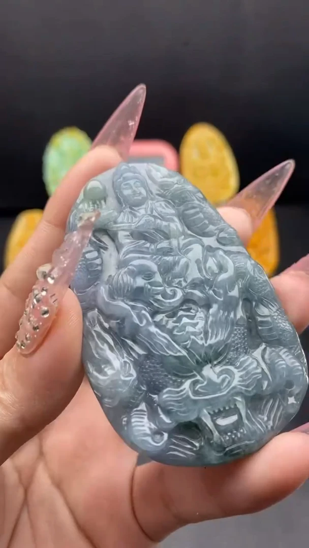 定制翡翠未镶嵌挂件