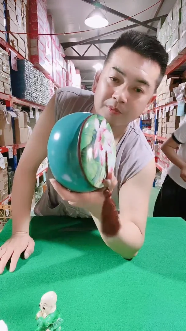 瓷片碗碟好物一件不留@@1