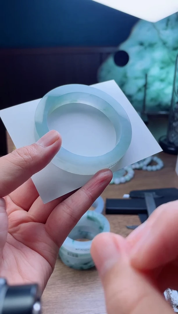 未镶嵌手镯定制翡翠海****）定制