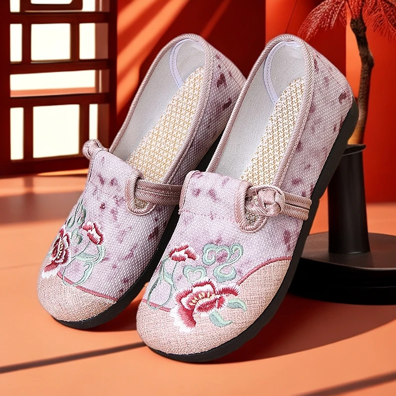 新款国风刺绣妈妈老人鞋老北京布鞋一脚蹬女鞋休闲鞋防滑