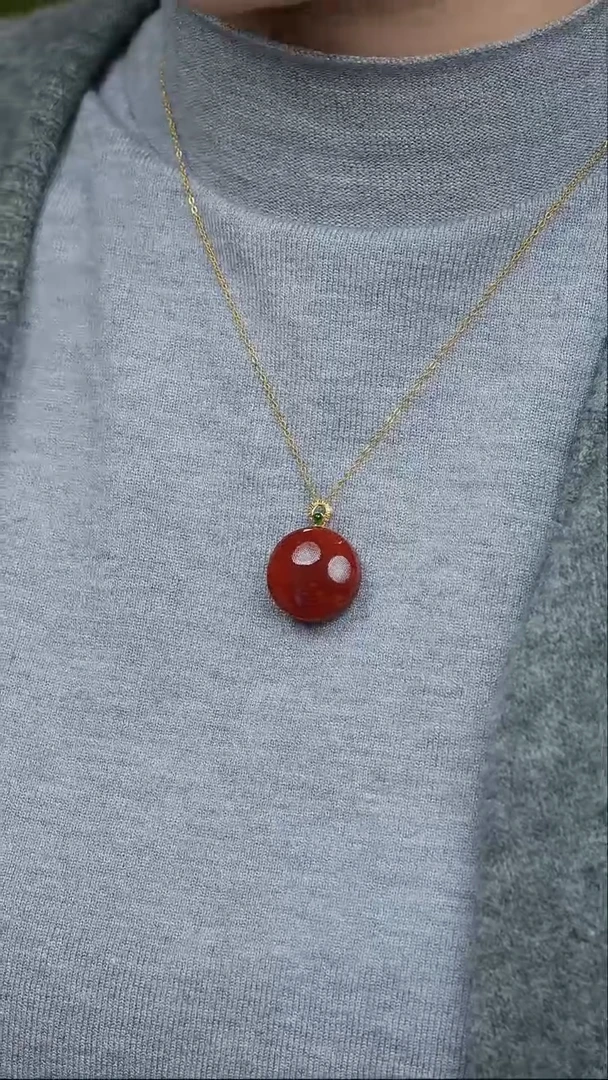 18K金镶嵌吊坠南红玛瑙D