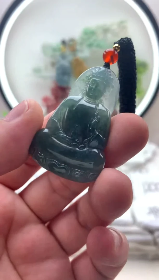 颈饰未镶嵌翡翠小素衣