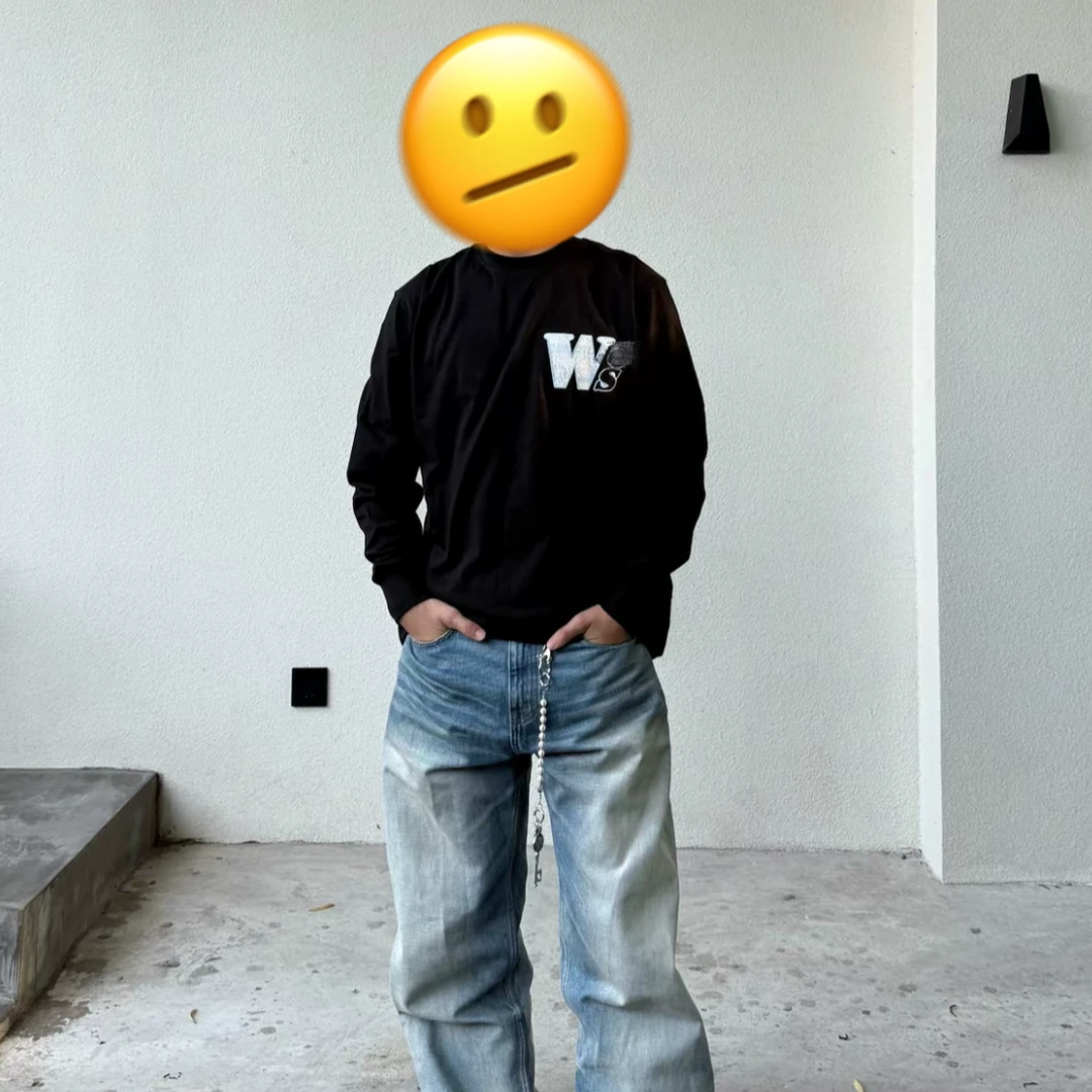 W+蕾丝贴布刺绣 男女同款长袖T恤