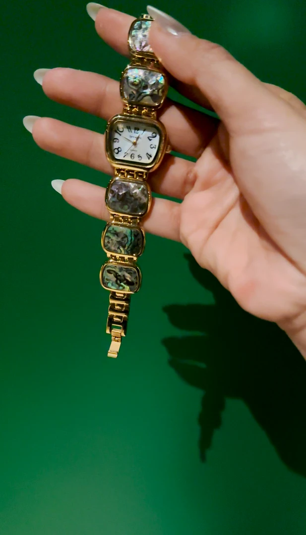 七彩斑斓  女士复古简约精致小巧七彩ins百搭时尚奢华手表06