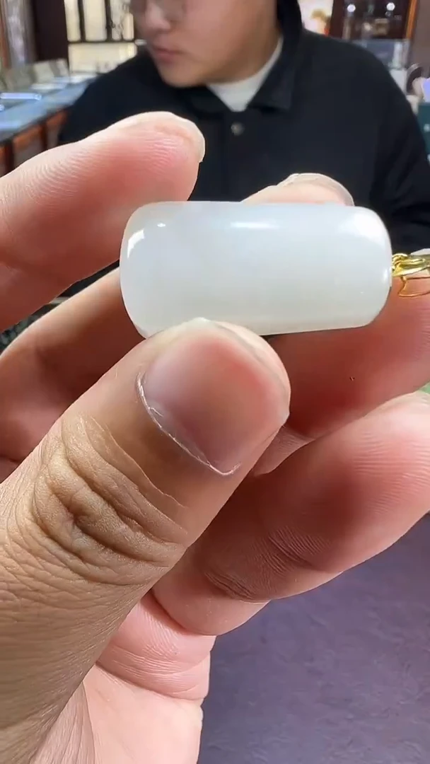 18K金镶嵌和田玉挂件【陆1209】54 7026